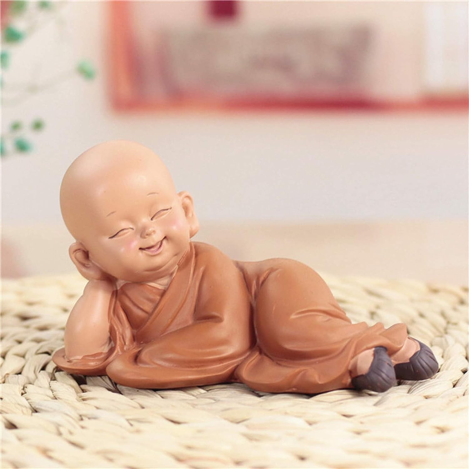 Little Monk Sculpture Resin Hand-carved Buddha Statue Home Office